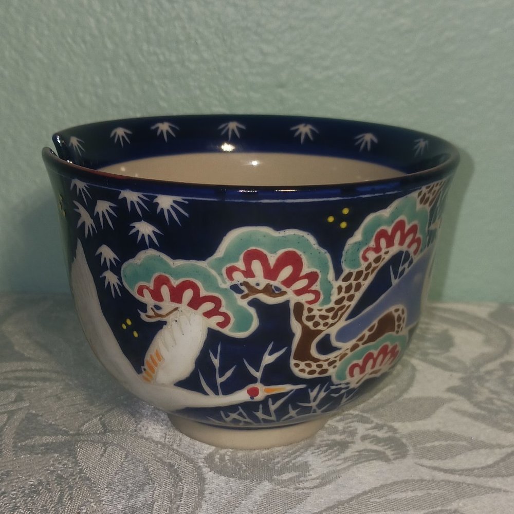 Japanese Style Ramen Bowl with Chopstick Rest - Picture 3 of 7